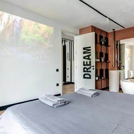 Amuse Bouche By Skabrin * Банско