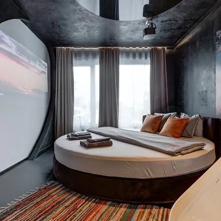 Amuse Bouche By Skabrin