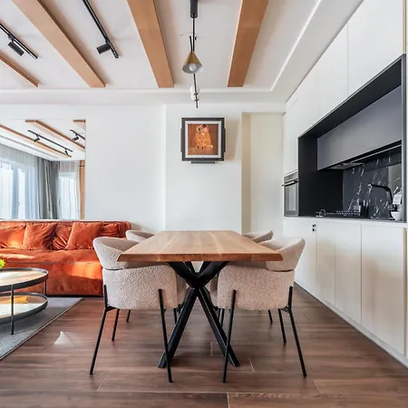 Apartment Amuse Bouche By Skabrin