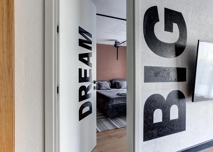 Amuse Bouche By Skabrin *